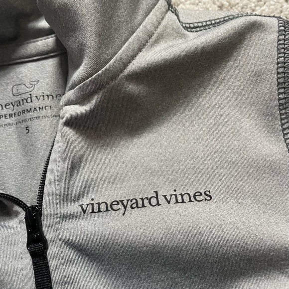 Vineyard Vines Performance Half Zip - Picture 3 of 3